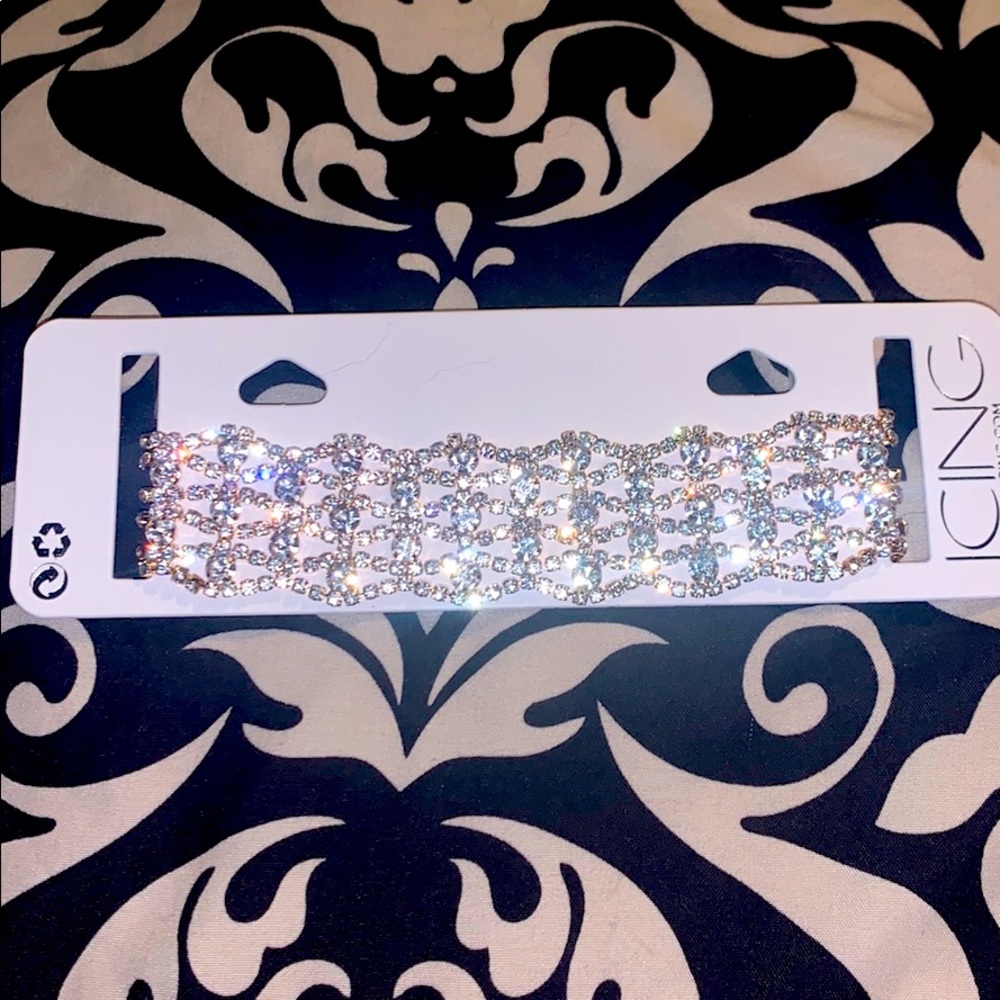 Choker Necklace
